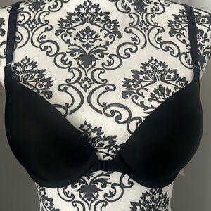 Designed racerback underwire bra